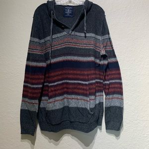 AE Outfitters / Grey and red sweater / size L